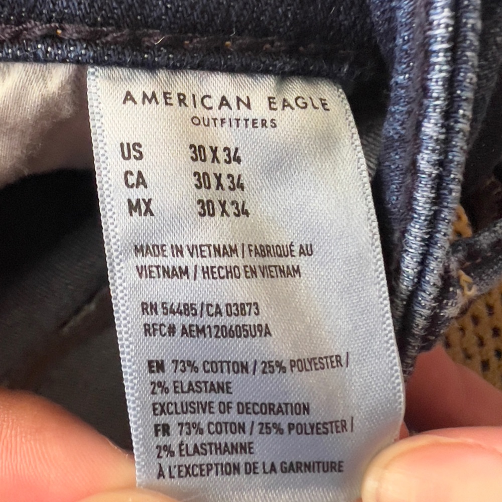 American Eagle Dark Wash Slim Jeans - Picture 3 of 4